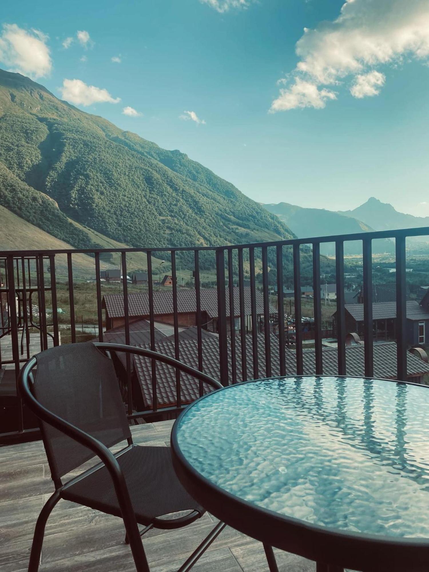 Melodia Kazbegi Hotel Kültér fotó